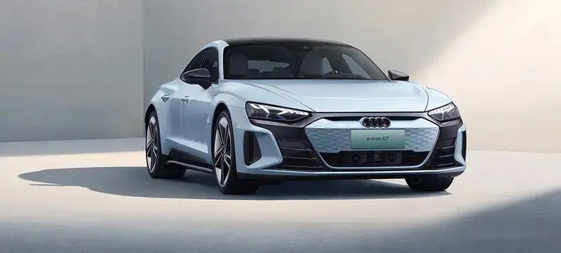 奥迪 e-tron GT 上市：零百加速 4.1 秒，售 99.98