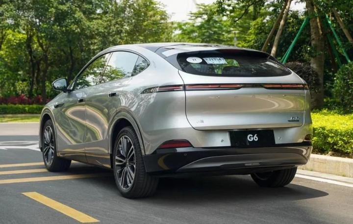 小鹏G6对比别克E4，谁才是20万级最强纯电轿跑SUV？