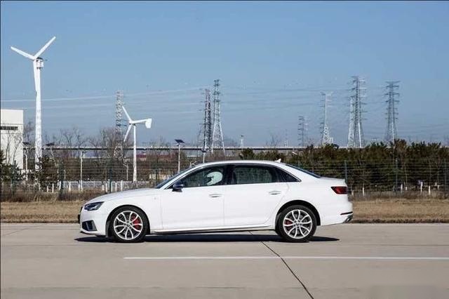 沃尔沃全新S60专业测试横评—直线加速&制动