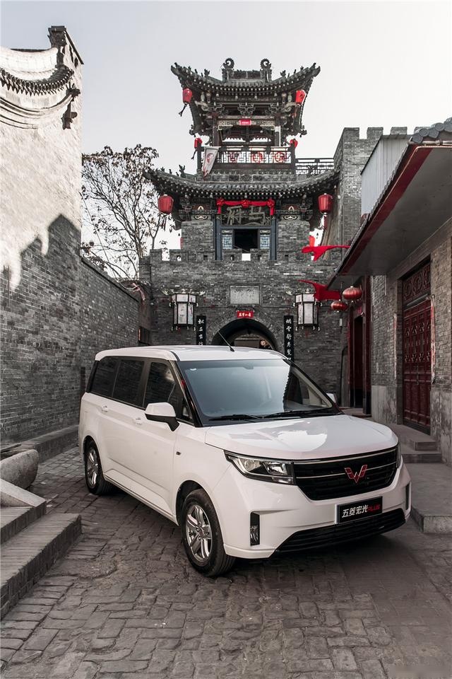“神车”五菱宏光PLUS会装，好装，好会装！