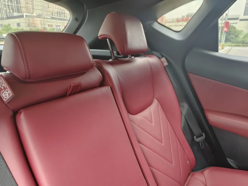雷克萨斯NX 400h+：50万不买奔驰宝马的玄学