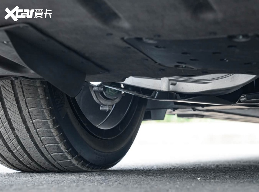 新车上市点评,海豹08不同版本怎么选?4分钟看懂比亚迪新车