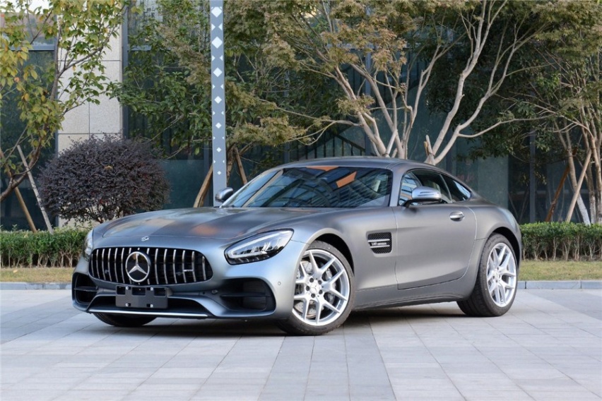 Vantage/AMG GT/R8/迈凯伦GT，200万超选