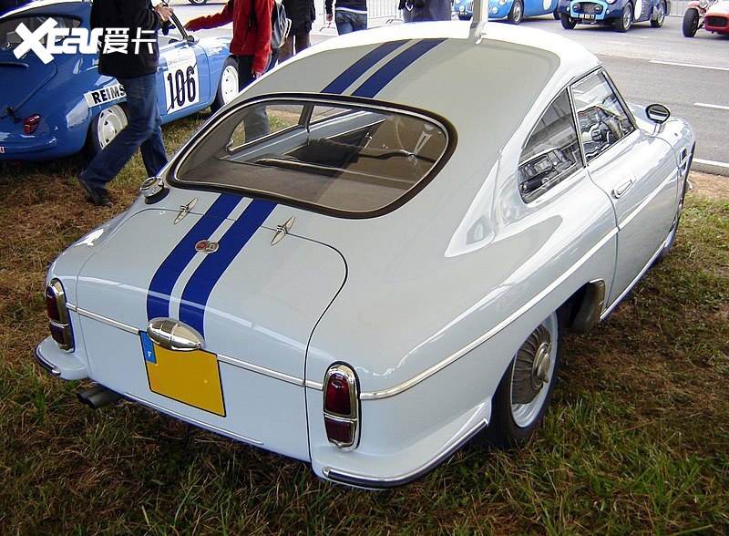 50年代前置前驱的法国小型跑车-db coach