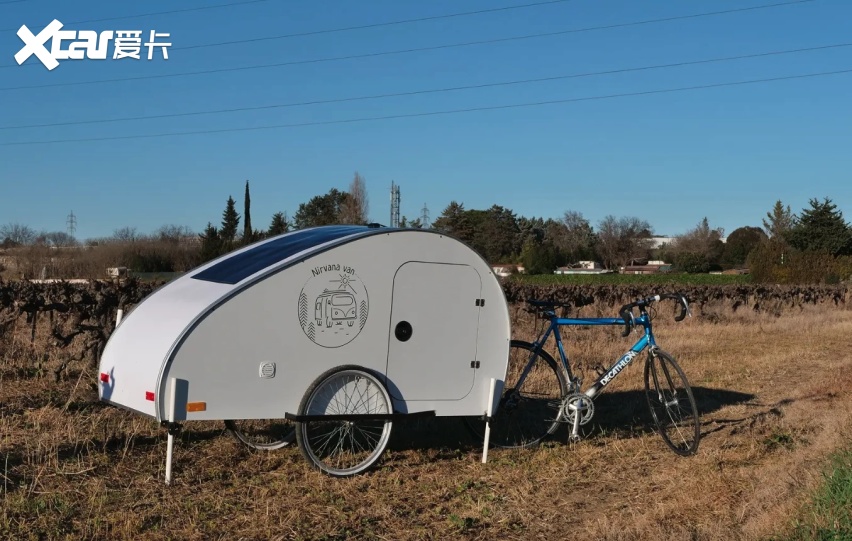 自行车也能拖房车？法国新款纳米露营车来了