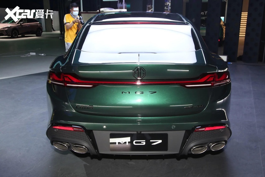 配贯穿式双联屏 MG7内饰正式亮相 科技感十足