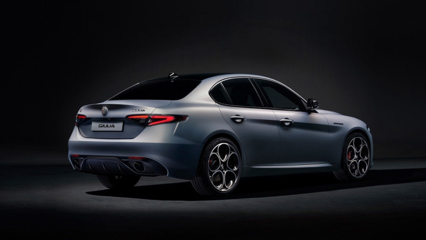 小众性能豪车！全系高功2.0T+轻量化悬架 还要啥3系X3？