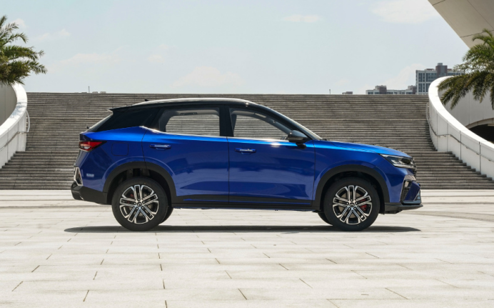 月薪5000也能买的运动SUV，搭1.5T发动机，后排可当床