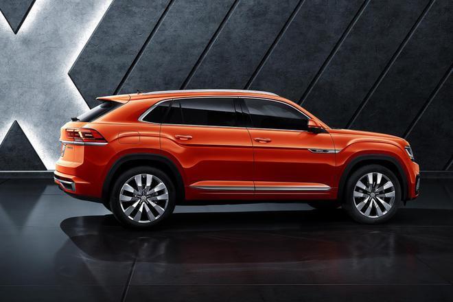 大众首款轿跑SUV，车长近5米，2.5T V6引擎加持，要火