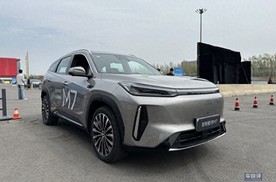 体验过吉利银河M7，真实的第一感受：这车估计又要卖爆