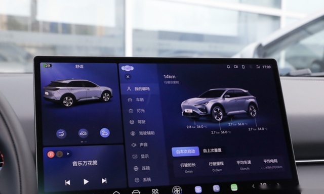 哪吒X和比亚迪元PLUS，谁才是更适合入手的10万级新能源SUV？