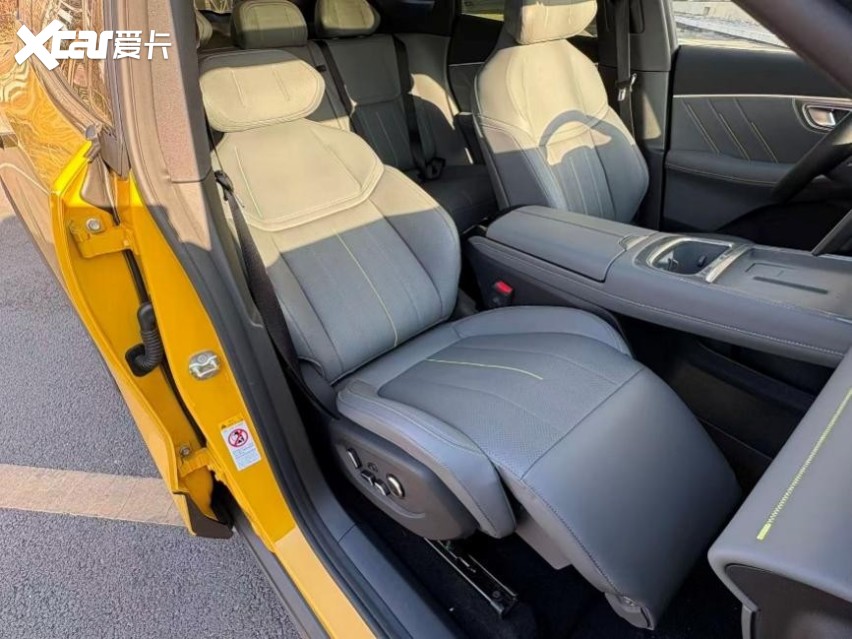 全新深蓝S07长续航版：630km+华为ADS SE，真的太香了