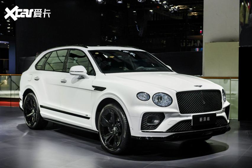 宾利也推混动车型?新款添越插电混动版首秀上海车展