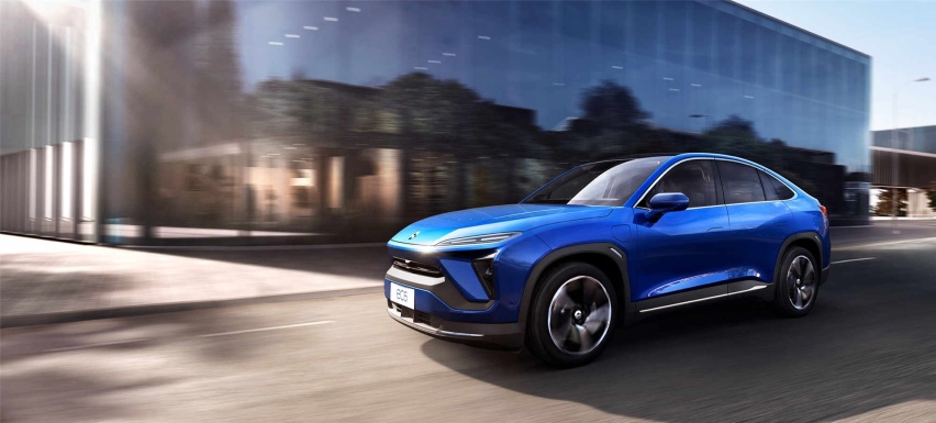 vehicle-roadview-desktop.jpg
