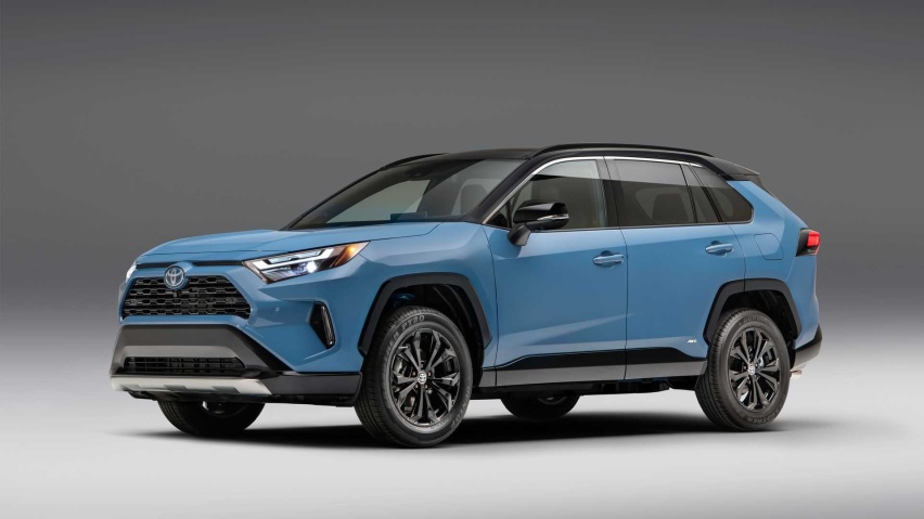 海外版2022款丰田RAV4官图发布！强迫症能接受中控屏加按键吗？