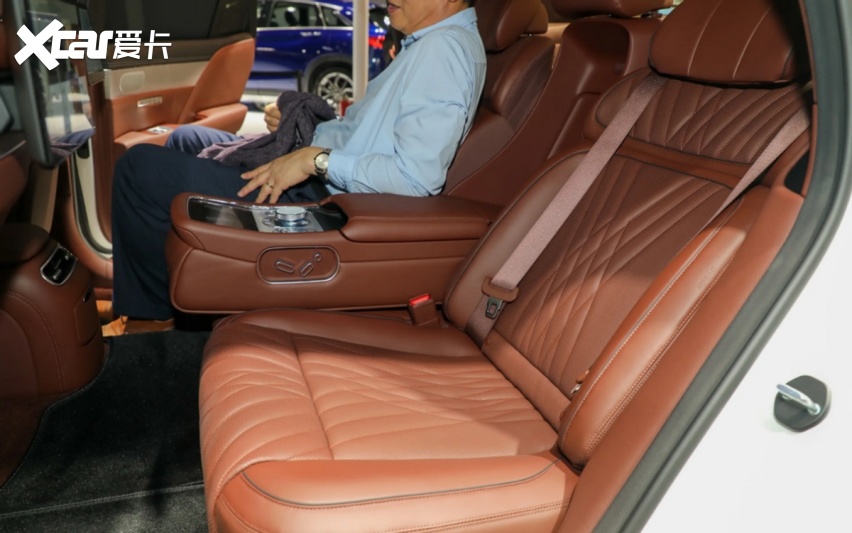 价格都不便宜！盘点成都车展上市的3款冷门新车，真会有人想买？