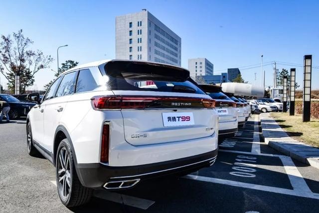 2.0T+8AT的中大型SUV，一汽奔腾T99值得买吗？
