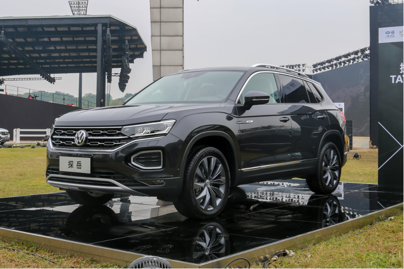 15-20万合资家用SUV，当插混遇到燃油 ，探界者Plus完胜