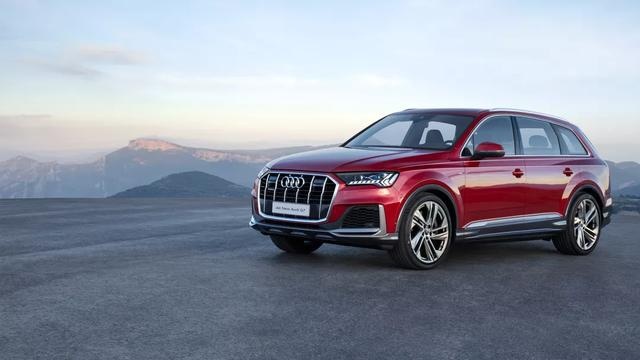 3.0T+48V+轴距3米，还有全系7座，这才是真奥迪Q7