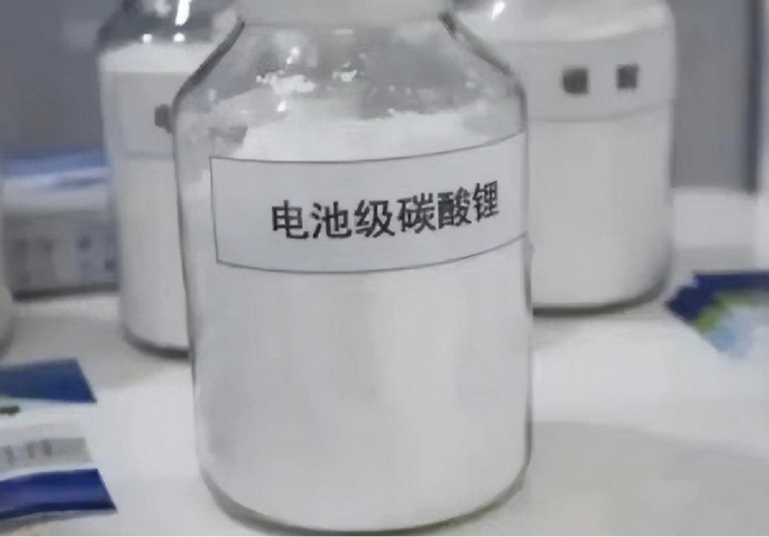 新能源价格战或将加剧，锂电池原材料创新低，油车丧钟已敲响？