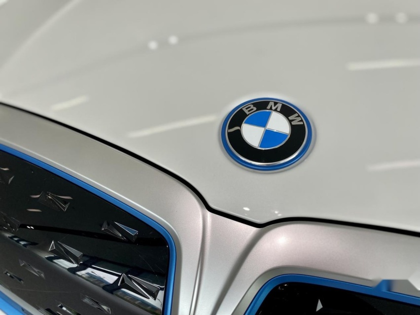 全新 BMW i3，顺应时代，也做自己