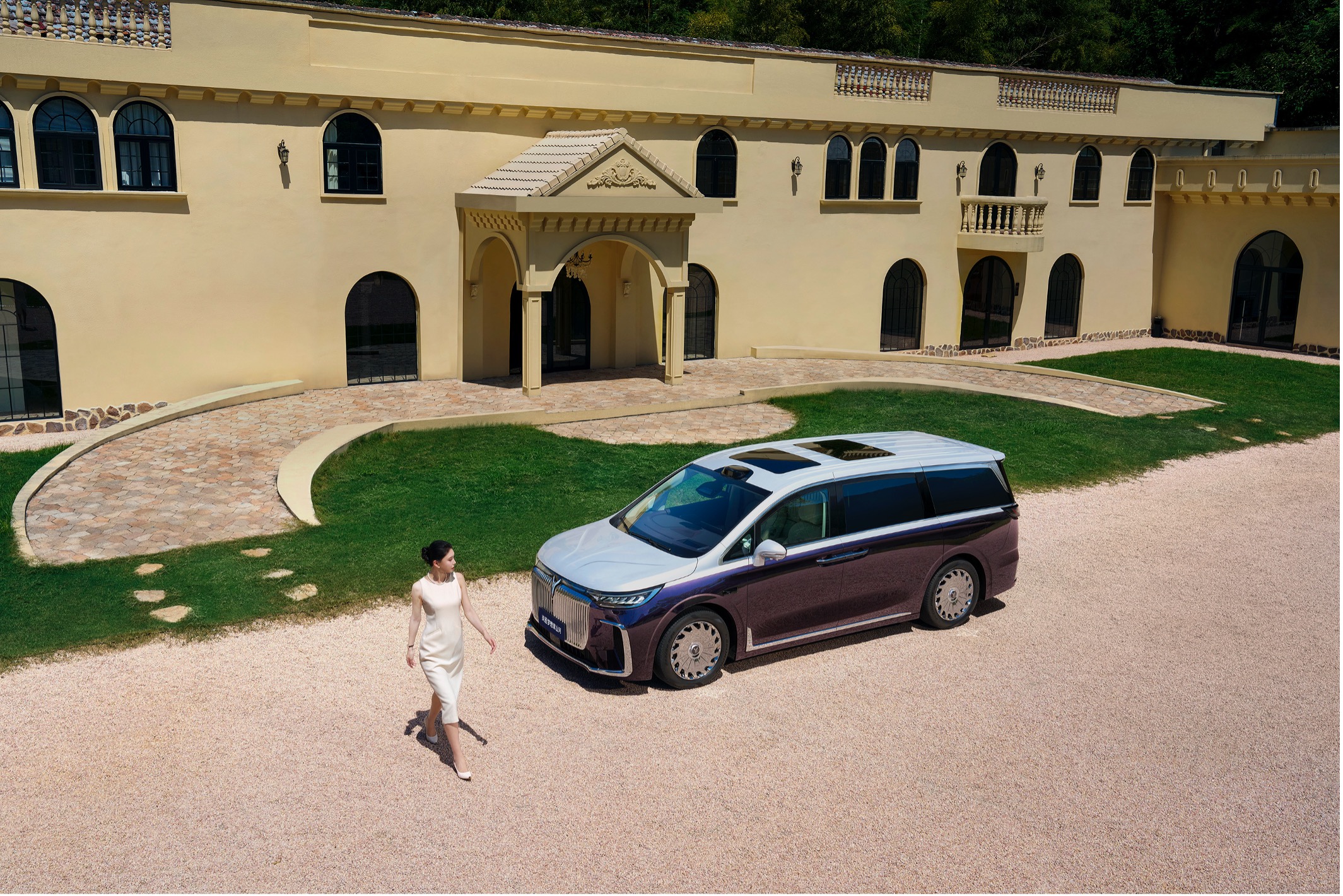 國(guó)產(chǎn)旗艦四座MPV 售價(jià)70.99萬(wàn)元 嵐圖夢(mèng)想家山河上市 國(guó)產(chǎn)旗艦四座MPV 售價(jià)70.99萬(wàn)元 嵐圖夢(mèng)想家山河上市