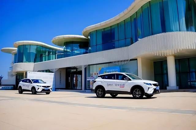 刘京说车丨吉利缤越超能版以非凡实力铸就冠军之路