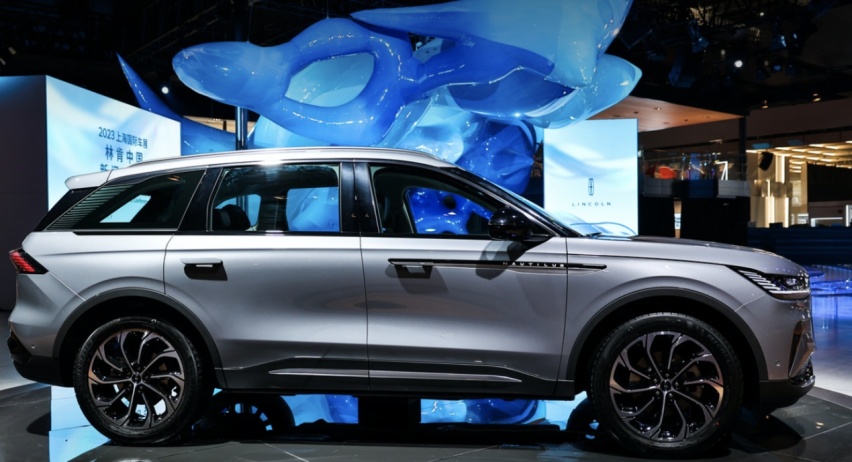 豪华SUV：林肯航海家和凯迪拉克XT5，哪款更值得入手？