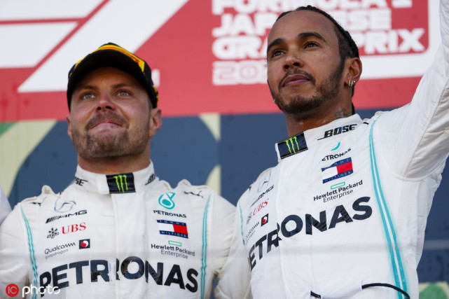 F1日本站梅奔提前锁定年度冠军，追平法拉利连续夺冠纪录