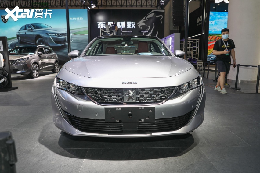 东风标致508l和本田雅阁一样同属中型车,现款在售的508l共有5款车型
