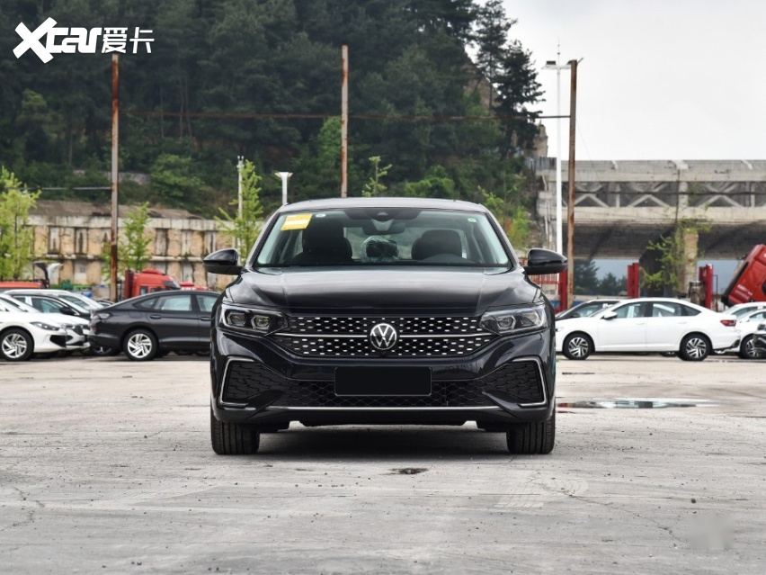 自主还是合资？红旗H6对比大众帕萨特与丰田亚洲龙，怎么选