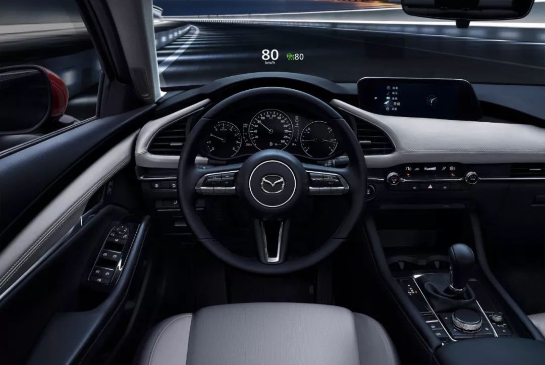 为SKYACTIV-X留空间，马自达昂克赛拉11.59万起售