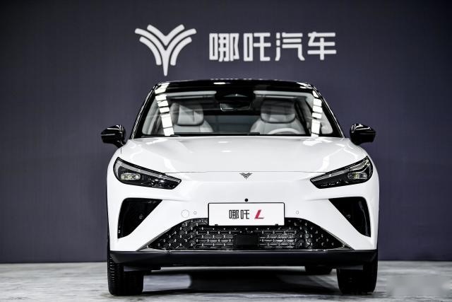 全球纯电续航最长的增程车型上市，哪吒L售价12.99万元起