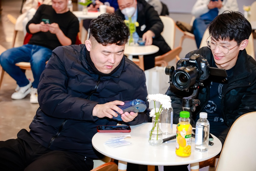 和比亚迪工程师面对面交流，针对车主用车痛点，发出“灵魂拷问”