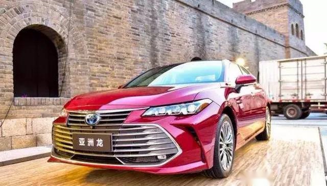 起步价或低于20万，搭载凯美瑞同款发动机的亚洲龙2.0版曝光