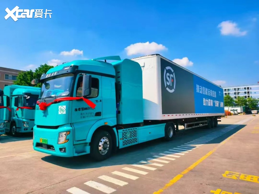 载合卡车完成10亿元级战略融资，开创车云一体AI重卡全新赛道