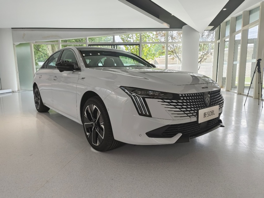 新形象·新旗舰东风标致508L静态体验