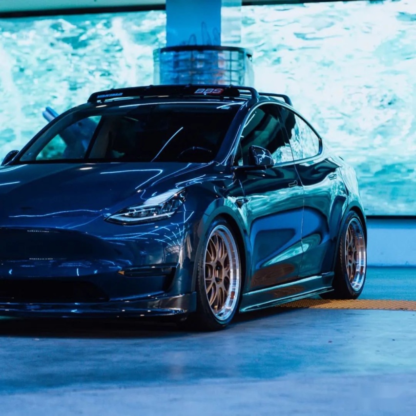 一年内连换5套轮毂的特斯拉Model Y，最后发现BBS才是真爱