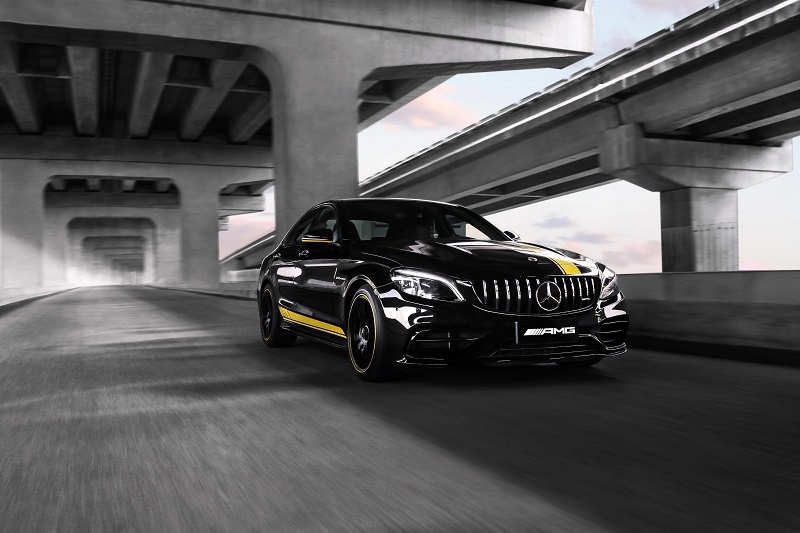 奔驰被黑够劲爆 四门版AMG C63暗夜特别版上市