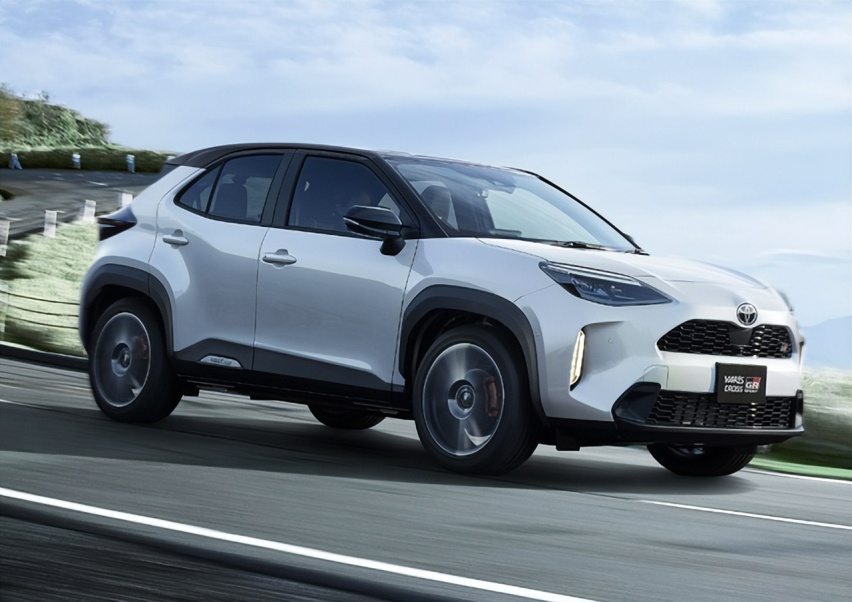 家族又添新员 YARiS Cross GR Sport官图发布