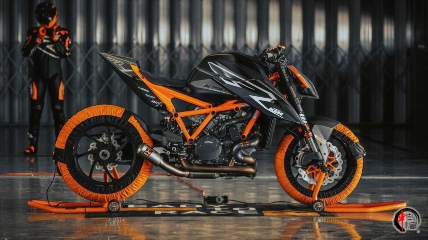 新車|限量500臺,2023 ktm 1290 超級公爵 rr戰鬥顏值