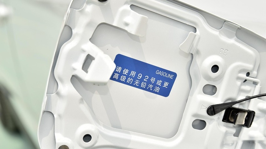 真实购车：卡罗拉到RAV4荣放，想尝新但“败给”习惯？