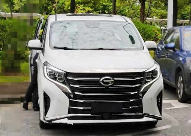 新款广汽传祺GM8实车曝光 车身尺寸加长23mm
