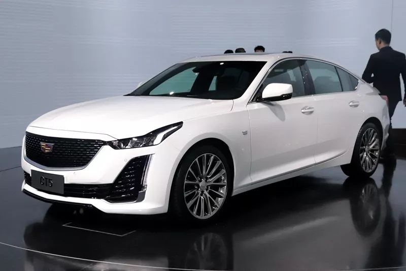 不到20万又能入手凯迪拉克大后超？CT5预售价28万起！