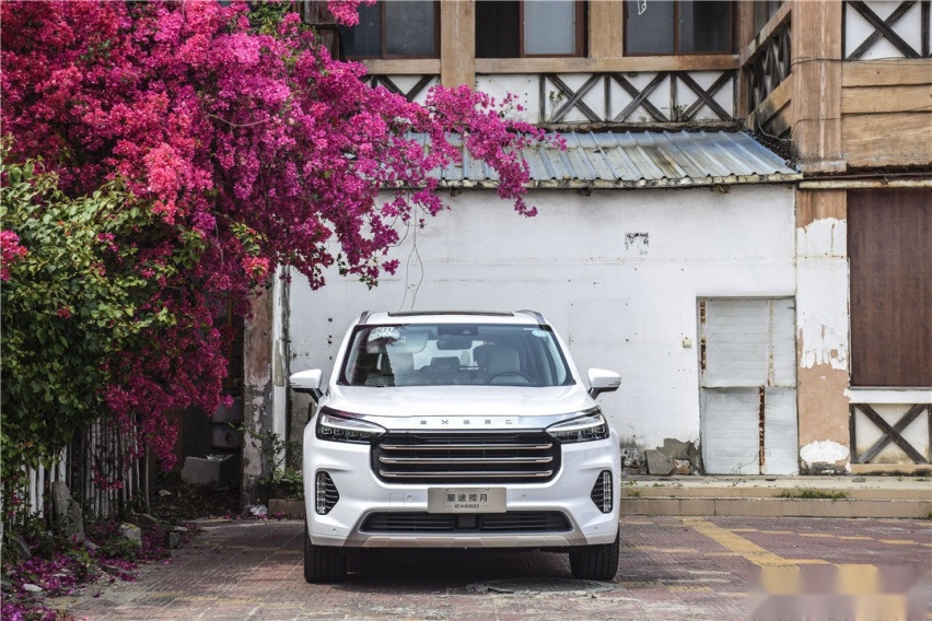 5米长中大型SUV 2.0T动力！这辆国产新旗舰仅17万起！