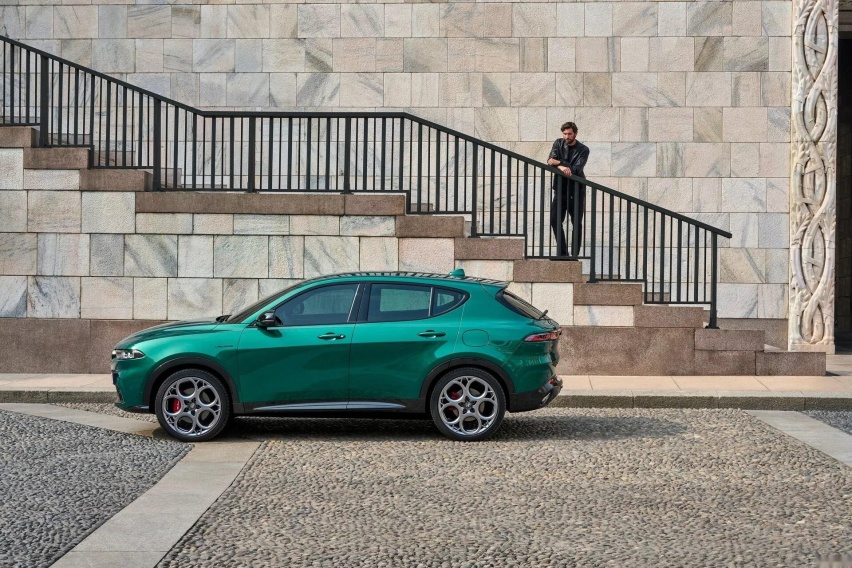 家族入门SUV 2024款阿尔法·罗密欧Tonale发布 搭载插混系统