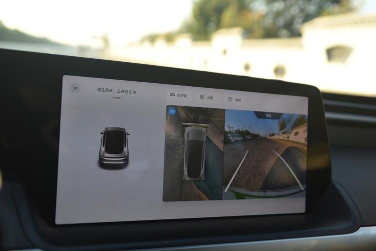 动力续航上能与特斯拉Model 3比肩的车型——小鹏P7