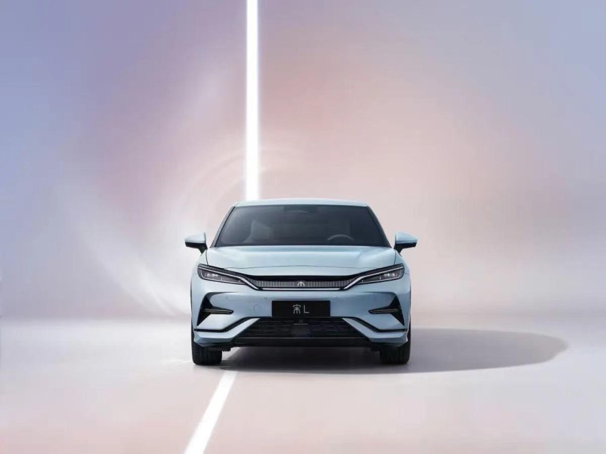B级先锋猎装SUV，比亚迪宋L