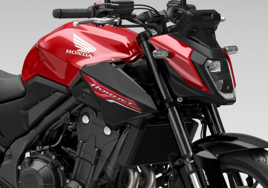 本田大黄蜂再添新车，CB500 Hornet来袭，全彩仪表支持手机互联