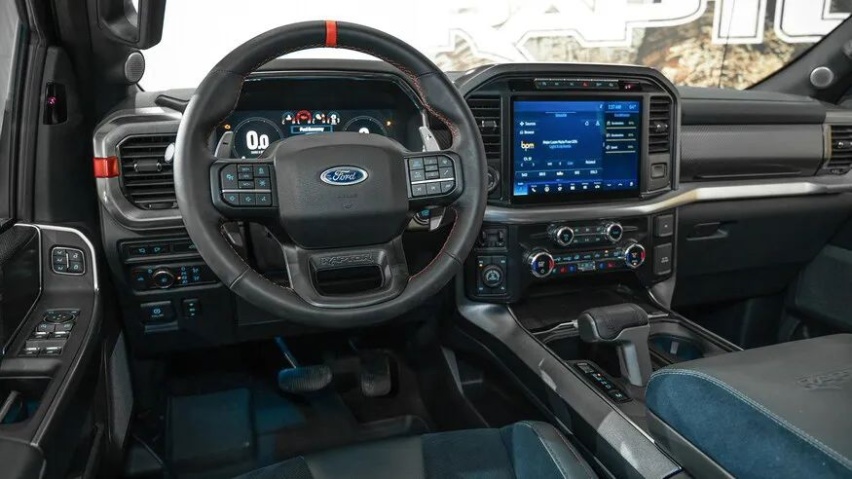 没有传说的V8，福特发布第三代F-150猛禽，后悬架变化最大